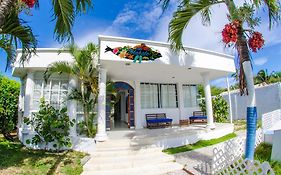 Mahalo House B&B - Tu Casa Hospedaje En San Andres Isla -